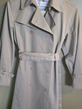 Vintage Neil Martin Tan Trench Coat Petite 6 Double Breasted